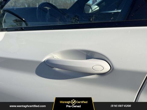 Used 2022 BMW X4 xDrive30i w/ Premium Package Essential image 10