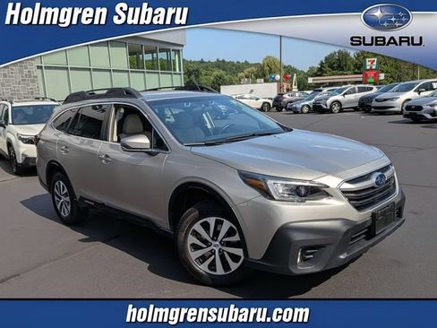 Used 2020 Subaru Outback Premium AWD/4WD image 1