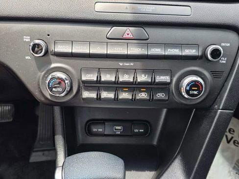 Used 2020 Kia Sportage LX w/ LX Popular Package FWD image 13