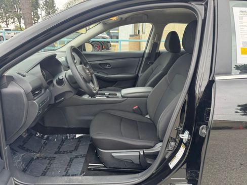 Used 2025 Nissan Sentra S FWD image 25