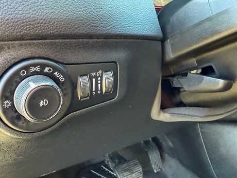 Used 2017 Jeep Compass Trailhawk w/ Leather Interior Group image 17