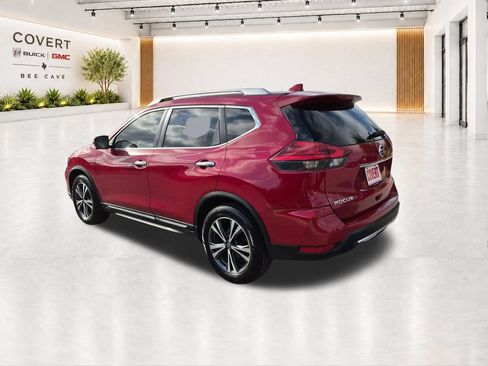 Used 2017 Nissan Rogue SL FWD image 8