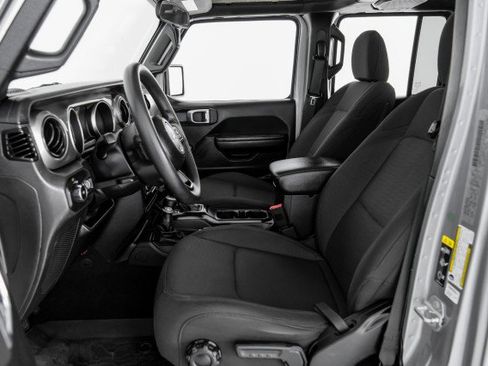 Used 2020 Jeep Wrangler Unlimited Sport AWD/4WD image 28