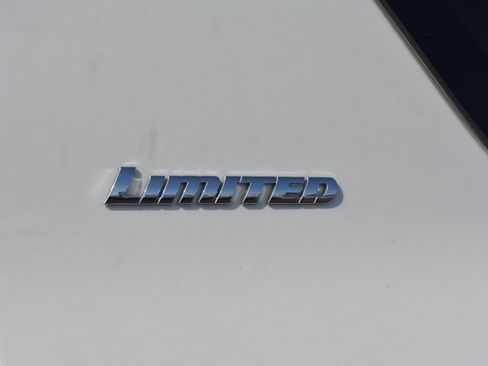 Used 2018 Toyota 4Runner Limited RWD image 10
