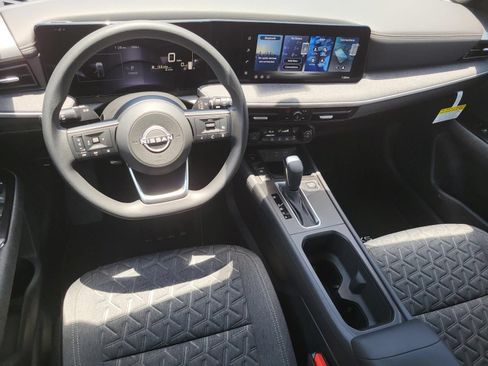 New 2026 Nissan Kicks SV w/ SV Premium Package FWD image 14