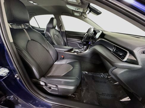 Used 2022 Toyota Camry SE image 28