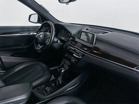 Used 2017 BMW X1 xDrive28i image 30
