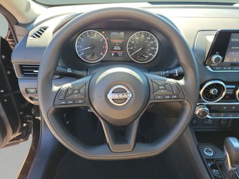 Certified 2025 Nissan Sentra S FWD image 29