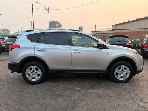 Used 2015 Toyota RAV4 LE AWD/4WD image 20