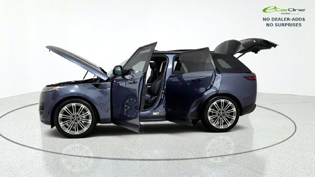 Used 2024 Land Rover Range Rover Sport SE AWD/4WD image 14