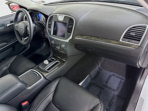 Used 2023 Chrysler 300 Touring L w/ Popular Equipment Group image 32