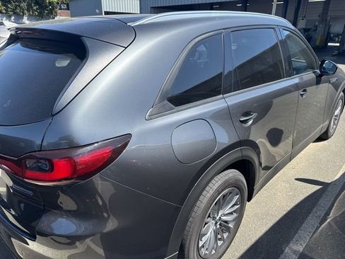 Used 2024 MAZDA CX-90 Plug-In Hybrid w/ Preferred AWD/4WD image 8