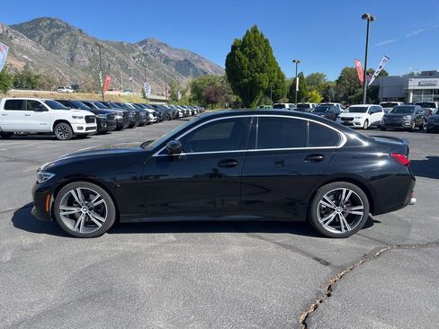 Used 2021 BMW 330e w/ Convenience Package RWD image 12