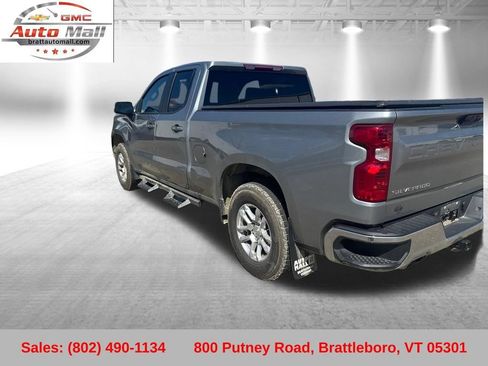 Used 2023 Chevrolet Silverado 1500 LT w/ Z71 Off-Road Package AWD/4WD image 3