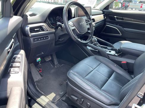 Used 2022 Kia Telluride EX w/ EX Premium Package FWD image 5