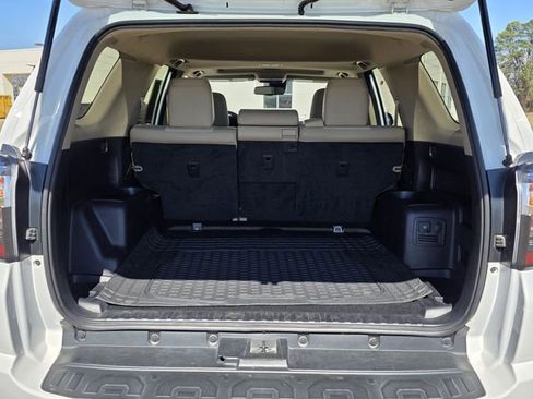 Used 2022 Toyota 4Runner SR5 Premium w/ Moonroof Package image 29