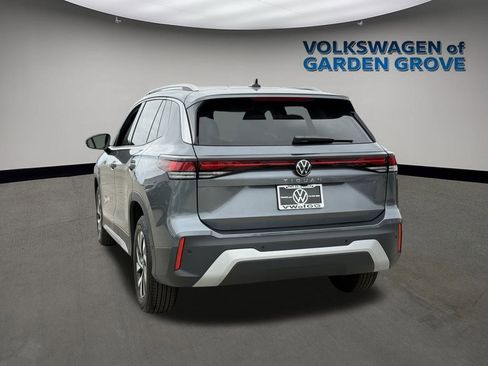 New 2025 Volkswagen Tiguan S image 9