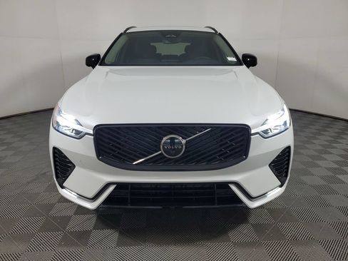 Used 2026 Volvo XC60 B5 Plus w/ Protection Package Premier AWD/4WD image 2