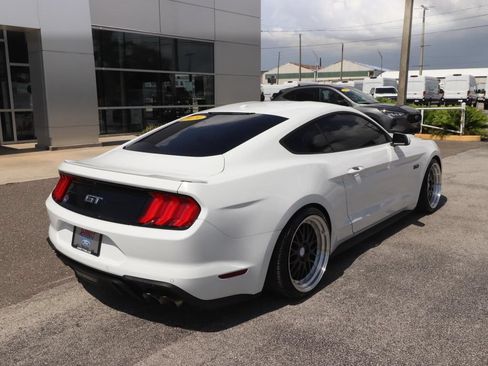 Used 2019 Ford Mustang GT RWD image 14