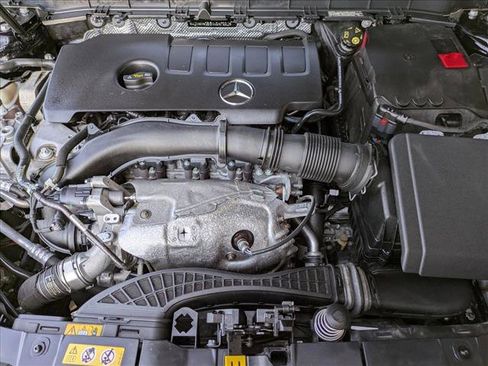 Certified 2022 Mercedes-Benz GLB 250 image 26