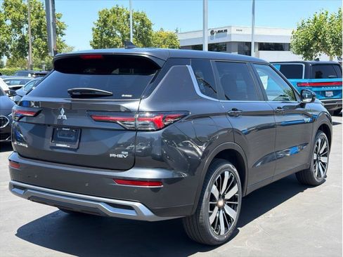 New 2026 Mitsubishi Outlander SE AWD/4WD image 5