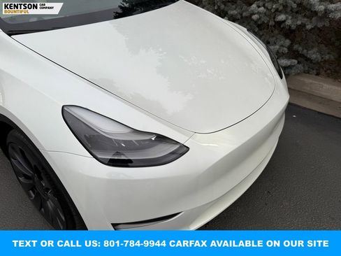 Used 2023 Tesla Model Y Performance image 14