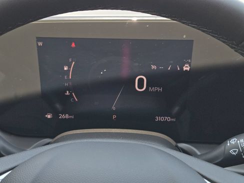 Used 2025 Buick Encore GX Sport Touring FWD image 11