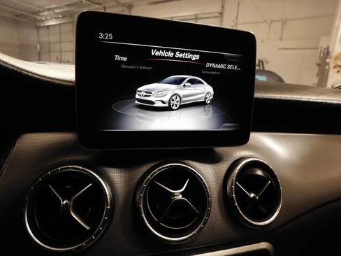 Used 2019 Mercedes-Benz CLA 250 image 34