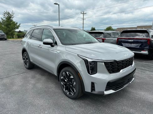 New 2026 Kia Sorento EX AWD/4WD image 3