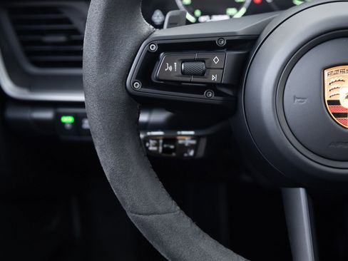 Certified 2026 Porsche 911 Targa 4 GTS image 16