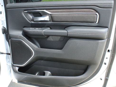 New 2026 RAM 1500 Laramie AWD/4WD image 28