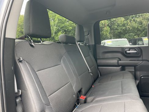 Used 2019 Chevrolet Silverado 1500 Custom w/ Custom Value Package image 19