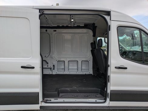 Used 2024 Ford Transit 250 148 Medium Roof RWD image 13
