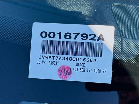 Used 2016 Volkswagen Passat 1.8T SE image 38