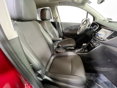 Used 2020 Buick Encore Preferred image 26