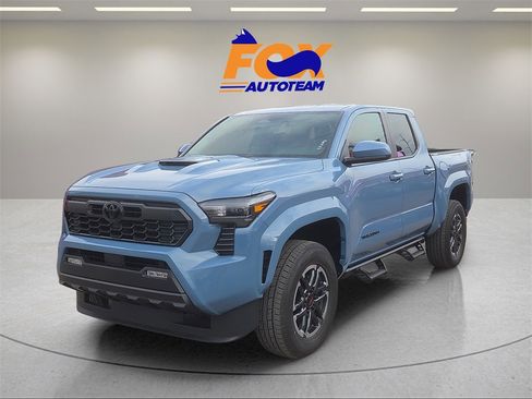 New 2026 Toyota Tacoma TRD Sport image 1