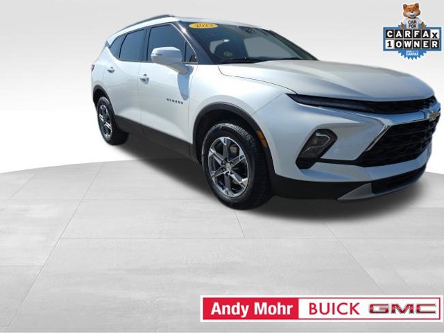 Used 2023 Chevrolet Blazer LT FWD image 3