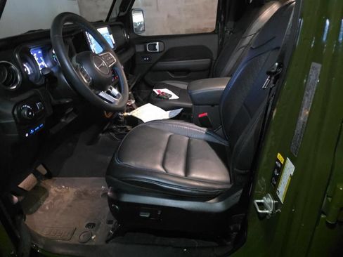 Used 2024 Jeep Wrangler High Altitude AWD/4WD image 8