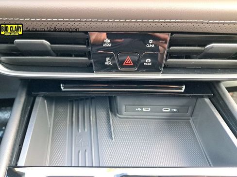 New 2026 Volkswagen Atlas SEL AWD/4WD image 13