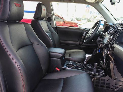 Used 2019 Toyota 4Runner TRD Off-Road Premium image 31