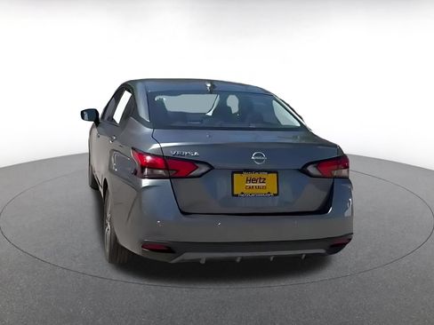 Used 2025 Nissan Versa SV FWD image 10