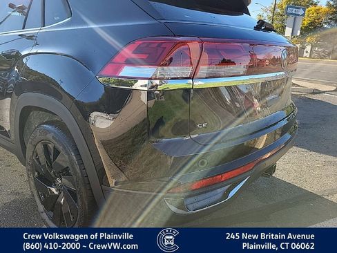New 2026 Volkswagen Atlas Cross Sport SE image 11