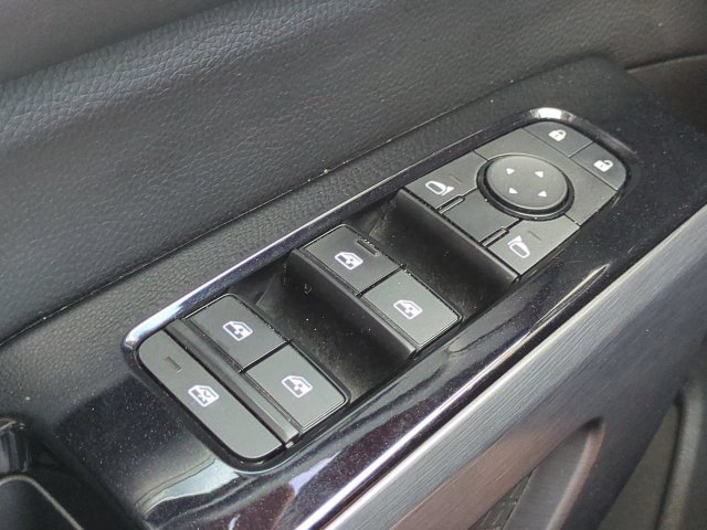 Used 2023 Nissan Pathfinder SL w/ SL Premium Package AWD/4WD image 25