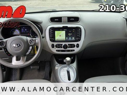 Used 2016 Kia Soul EV + image 31
