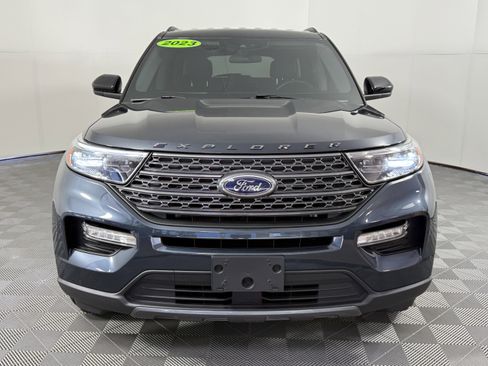 Certified 2023 Ford Explorer XLT w/ Equipment Group 202A RWD image 6