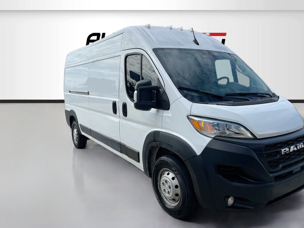 Used 2024 RAM ProMaster 2500 w/ Convenience Group FWD image 1