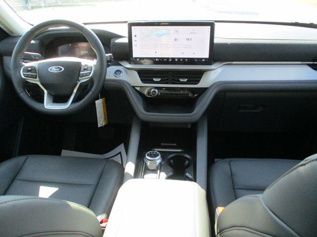 New 2025 Ford Explorer Active w/ Active Comfort Package RWD image 23