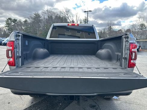 Used 2024 RAM 2500 Big Horn w/ Safety Group AWD/4WD image 14