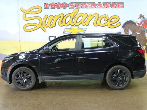 Used 2023 Chevrolet Equinox LS w/ Midnight Edition image 5