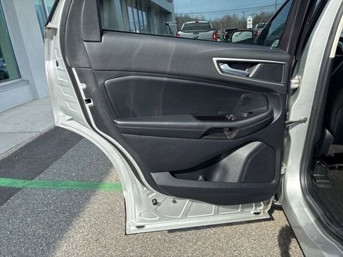 Certified 2019 Ford Edge SEL w/ Equipment Group 201A image 12